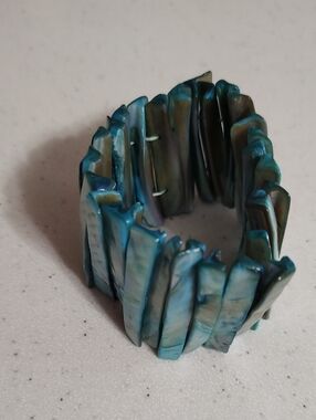 Blue Abalone Shell Stretch Bracelet